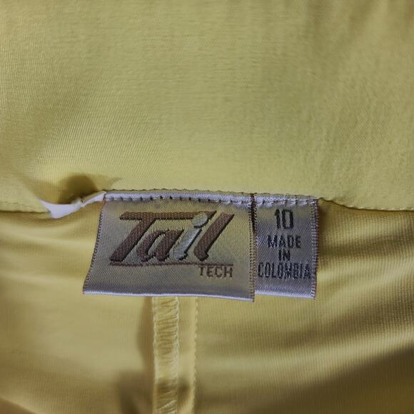 Tail Tech Yellow Golf Pickleball Tennis Skorts Shorts Pockets Size 10 - Picture 4 of 4